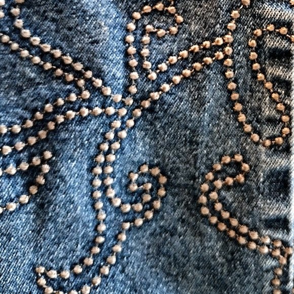 Denim&Co Denim Skirt (Sz 16, 37" L) Button Front Slit ~ Embr. Dot Swirl Design - Picture 8 of 14
